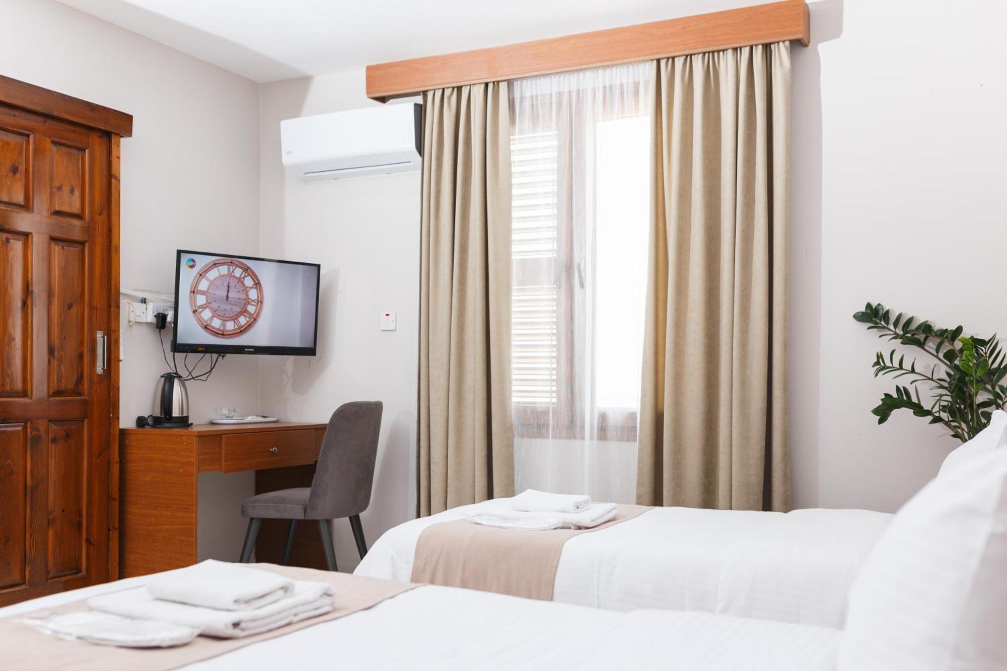 Homelike Guest House Kyrenia  Habitación foto