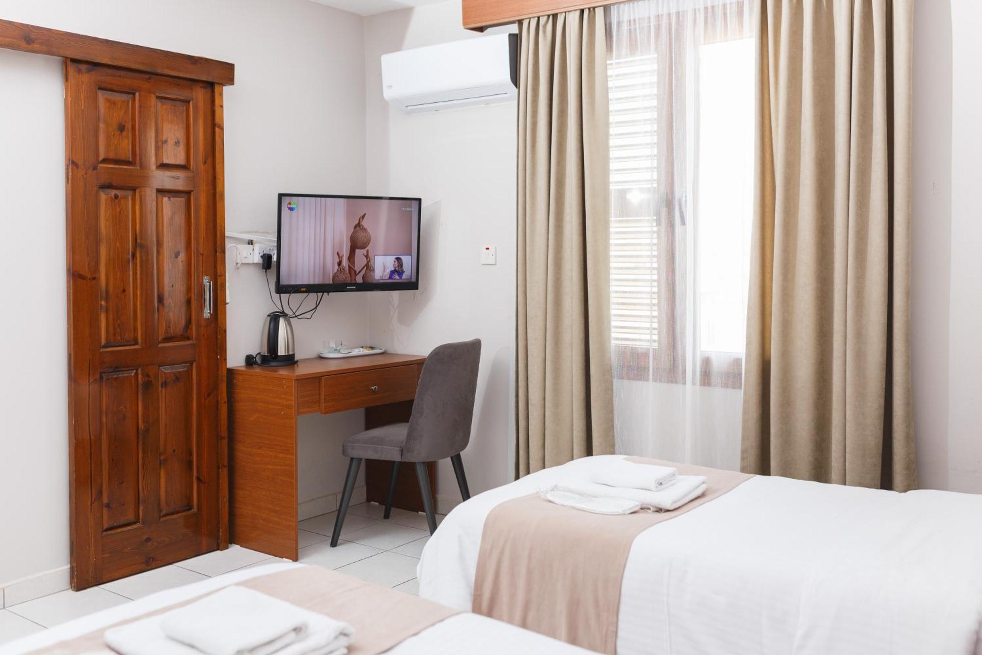 Homelike Guest House Kyrenia  Habitación foto
